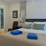 Ola - Castelo Ii Apartman *