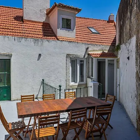 Ola - Castelo Ii Apartman
